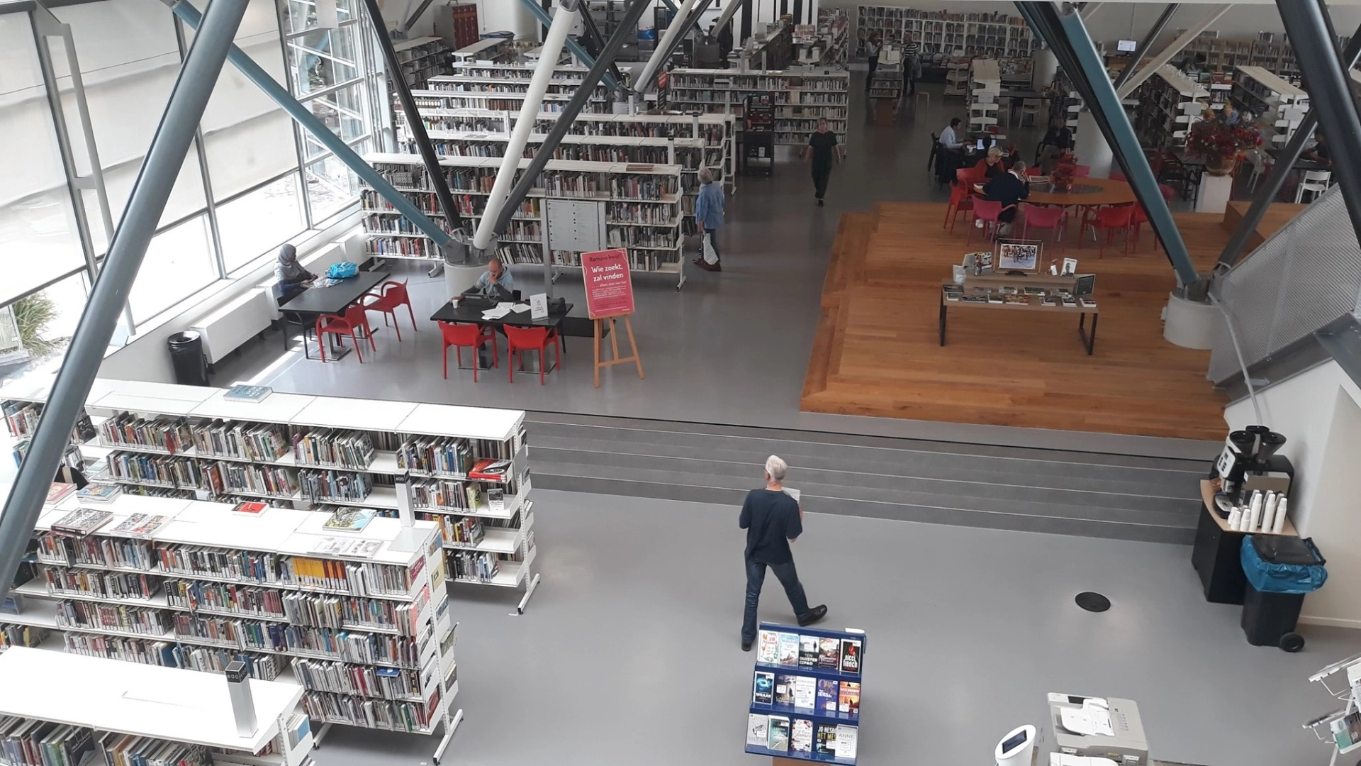 Afbeelding werkplek Werkplek Bibliotheek Breda