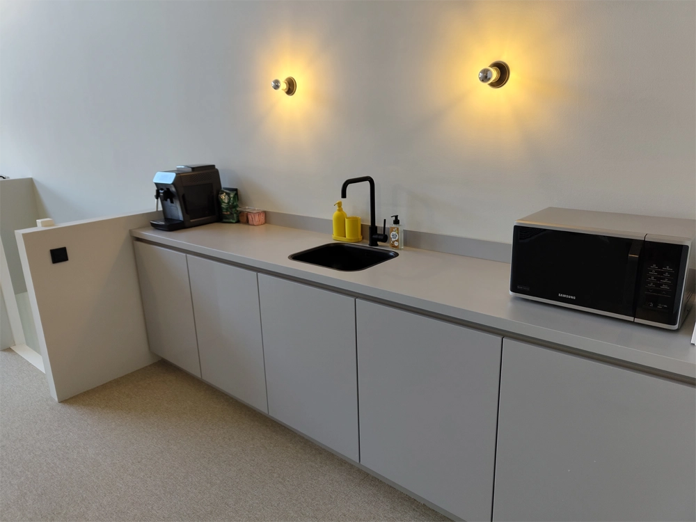 Afbeelding locatie Social Reality